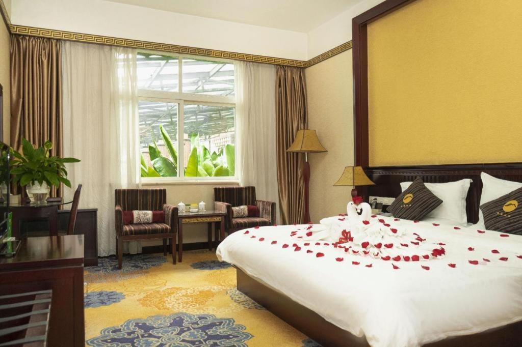 Shangri-La Original Density Hotel Zewnętrze zdjęcie